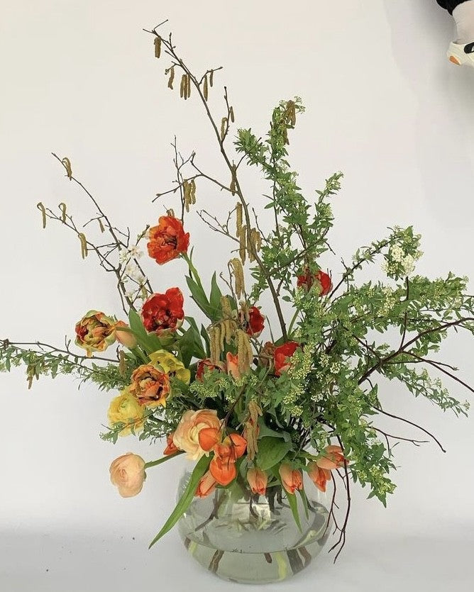 The Modern Way to Gift Flowers — Ongoing Beauty Through a Flower Subscription Gift