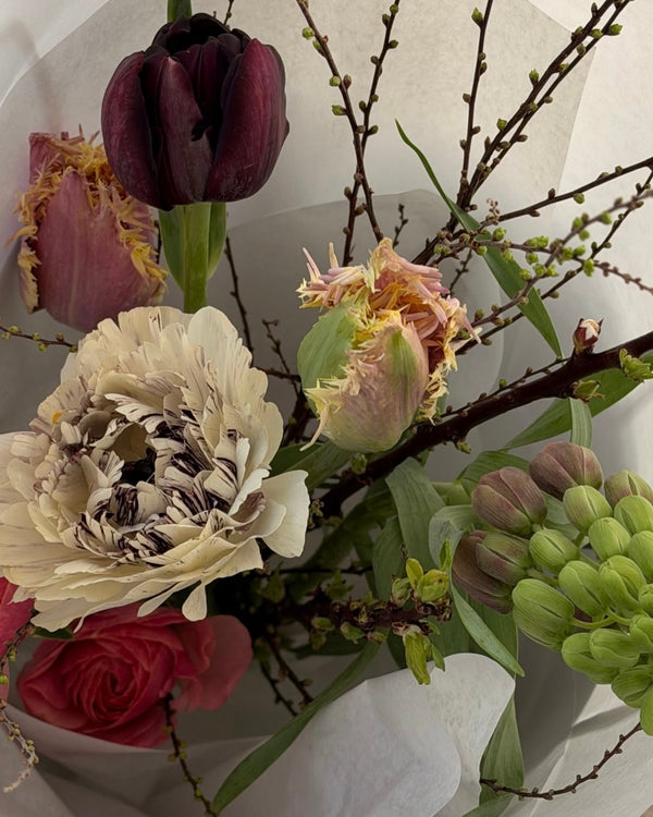 MOTHER'S DAY Signature Bouquet