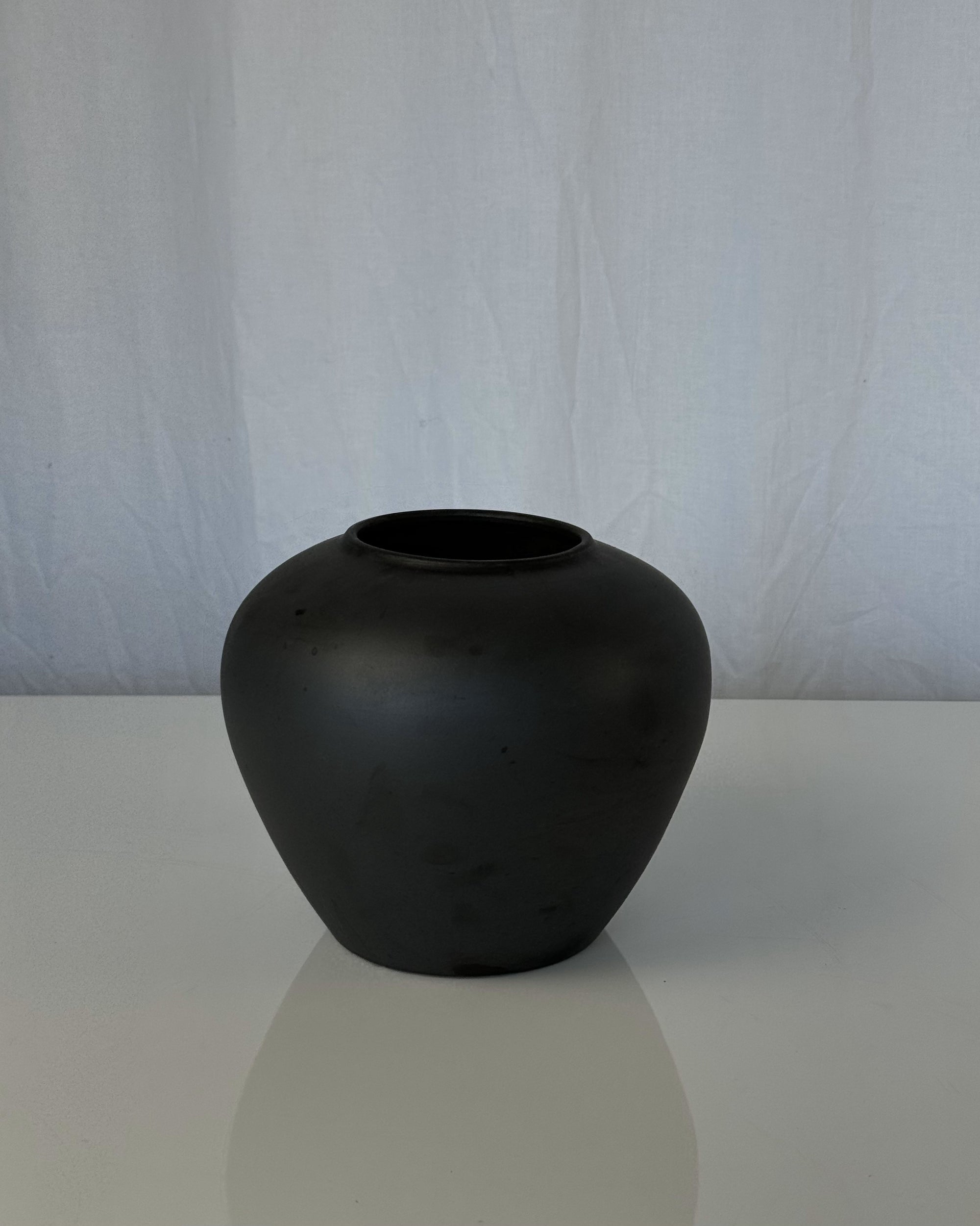 Ceramic Round Vase