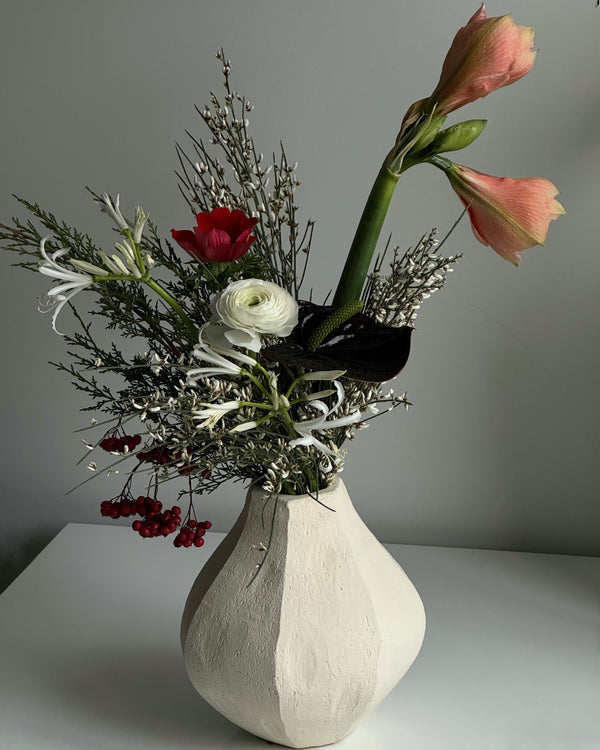 modern bouquet delivery in seattle