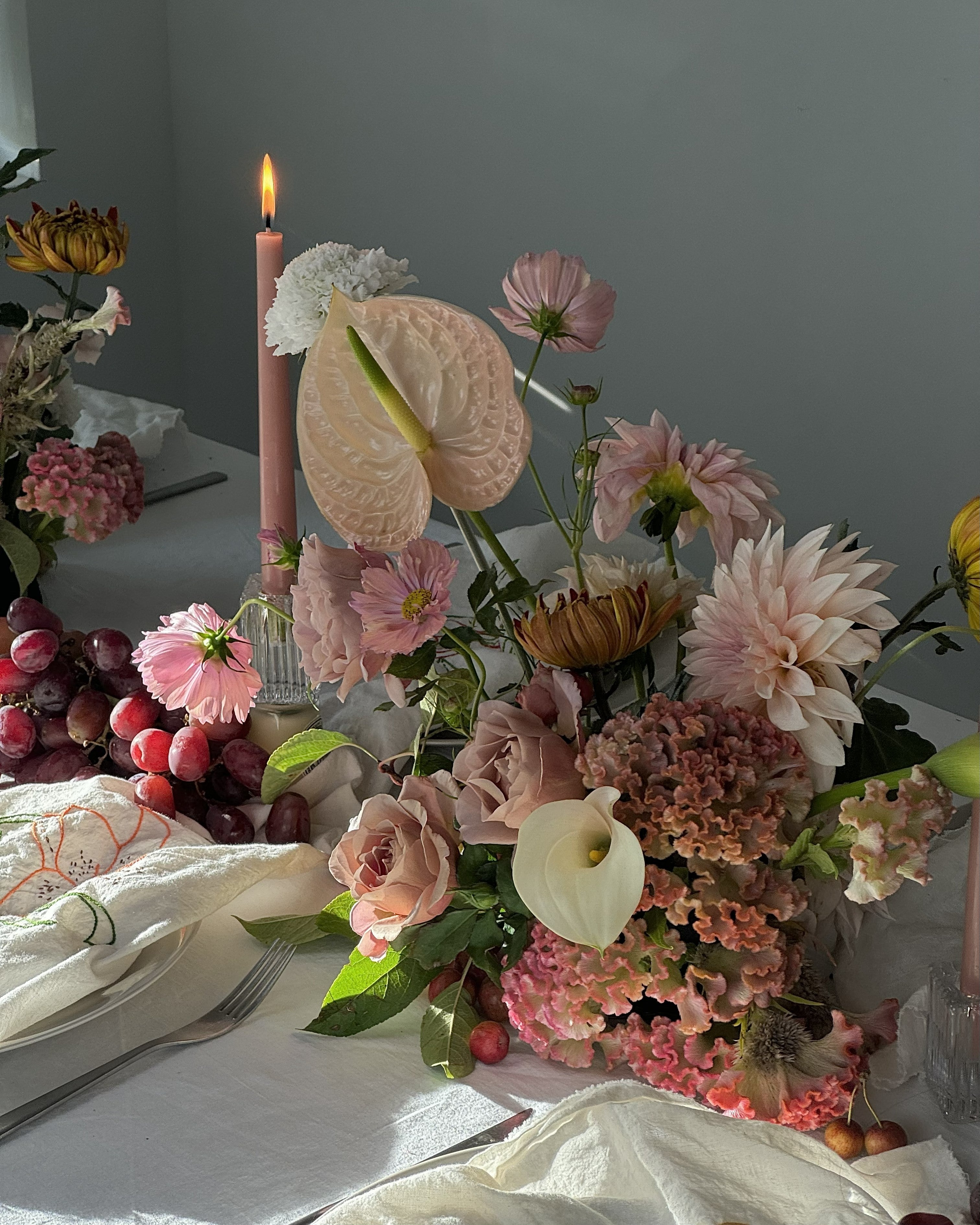 Modern Floral Arrangement Seattle | Wedding & Event Flowers